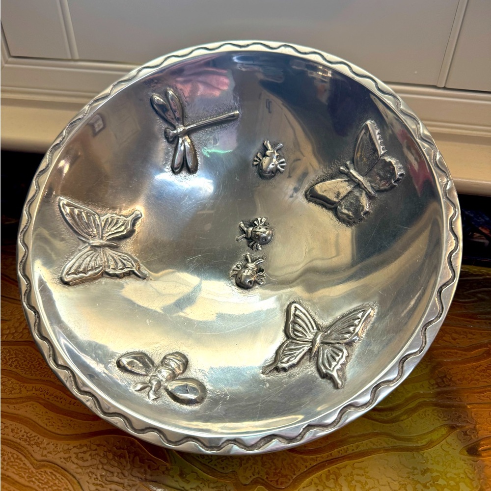 Mariposa Brilliante 9” Butterfly Dragonfly Bowl. Mexico.